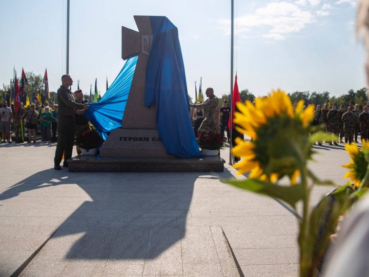 У День пам’яті захисників у Києві відкрився Меморіальний монумент загиблим воїнам, - Кличко