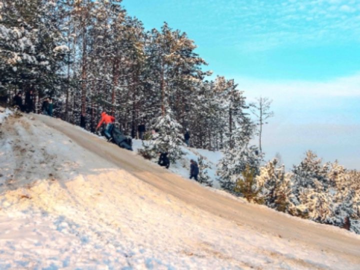 У Старовижівській селищній раді розповіли, яка ситуація з резонансним продажем Семенової гори