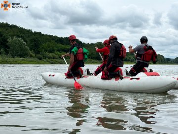 Третю добу у Дністрі шукають 15-річного хлопця