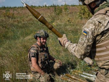 На Бахмутському напрямку захисники відбили атаки ворога в районах Кліщіївки та Андріївки, – Генштаб