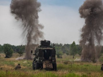 Українські захисники мають успіх на двох напрямках біля Бахмута