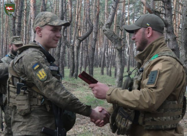 Воїнів 14 ОМБр відзначили нагородами. ФОТО