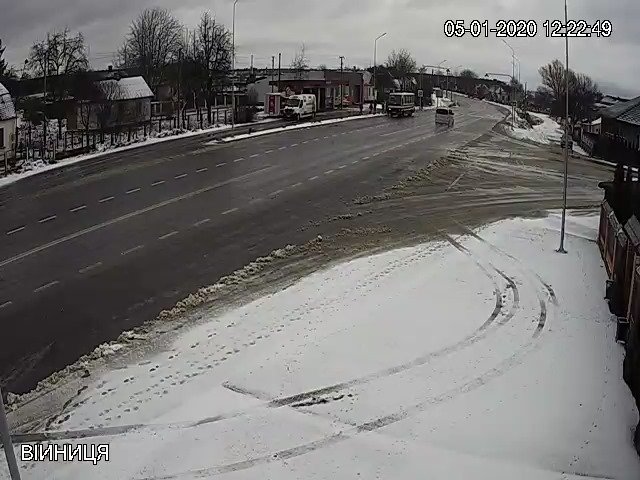 Як служба автодоріг Волині впоралася з прибиранням снігу на трасах. ФОТО