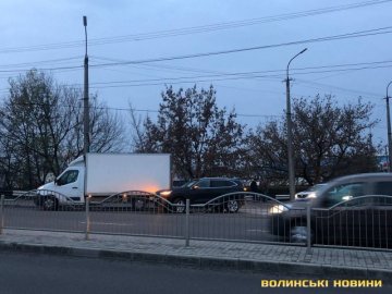 На мосту у Луцьку сталася ДТП: рух ускладнений