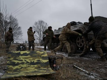 Минулої доби ворог завдав 17 ракетних та 36 авіаційних ударів по позиціях наших військ та населених пунктах, – Генштаб