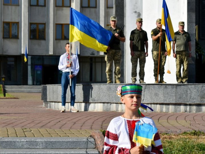 Як відзначили День Незалежності у Луцьку: частину запланованих заходів скасували