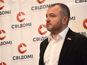 Мільйони в бюджет і десятки добрих справ: про що звітував лучанам Андрій Покровський