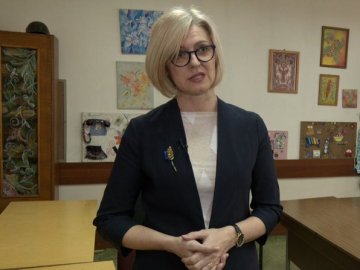 Переселенка із Вугледара, яка переїхала на Волинь, отримала ваучер на навчання та здобуває третю освіту