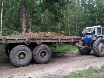 На Волині під колесами трактора загинув 63-річний чоловік