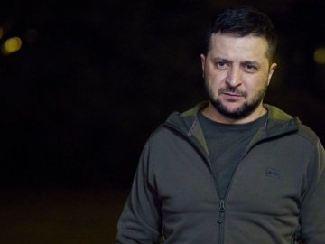 Зеленський позбавив вищих військових звань двох зрадників