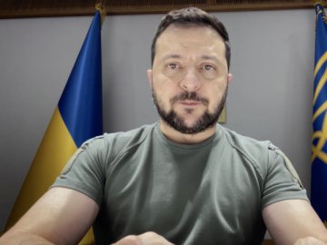 Зеленський підписав закон про повернення акцизів на паливо