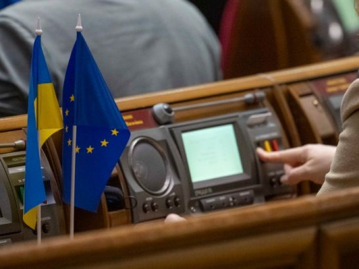 Рада ухвалила виплати для військових, які воюють на території рф