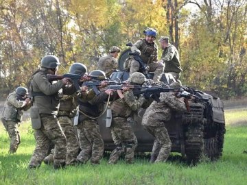 На Донеччині росіяни почали отримувати накази від керівництва призупинити наступ. ЗВЕДЕННЯ ГЕНШТАБУ