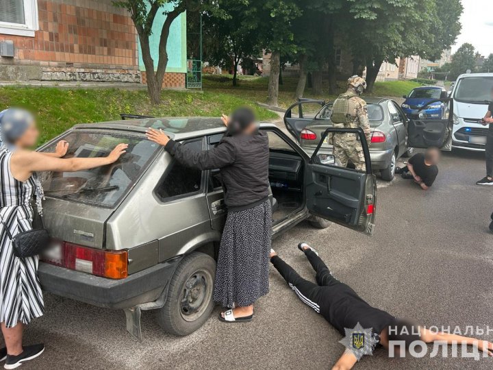 Переправляв чоловіків за кордон: волинянин отримав понад 7 років позбавлення волі