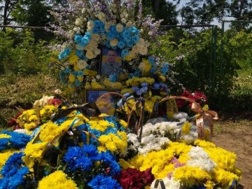 У селі під Луцьком попрощалися з Героєм Миколою Генелюком