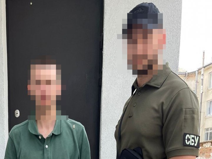 СБУ та Нацполіція затримали зловмисника, який підірвав гранату у центрі Луцька.