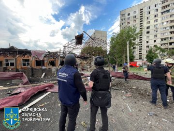 Кров і руїни: прокуратура показала жахливі наслідки прильоту по Харкову