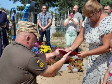 Орден «За мужність» передали родині полеглого Героя з Волині Івана Шишка