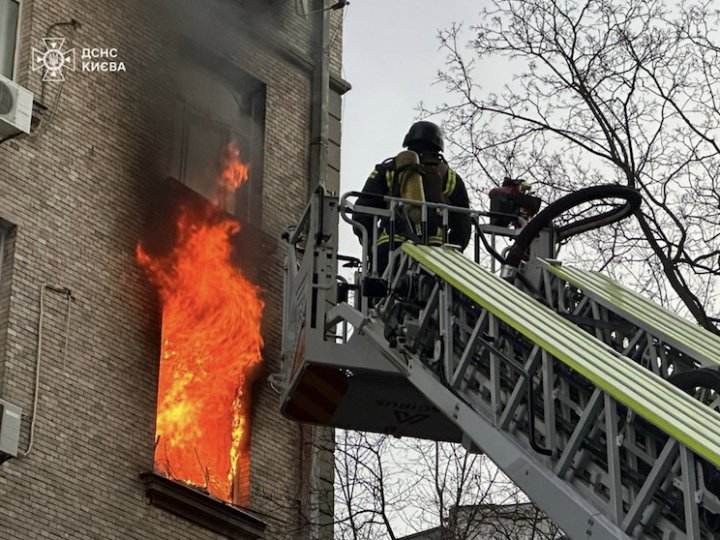 Унаслідок російського обстрілу у Києві загинуло двоє людей. ОНОВЛЕНО