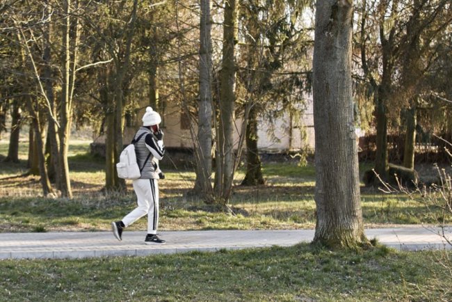 Коронорепортаж: фотограф показав луцький парк під час карантину