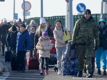 Німеччина надасть притулок українським біженцям на три роки